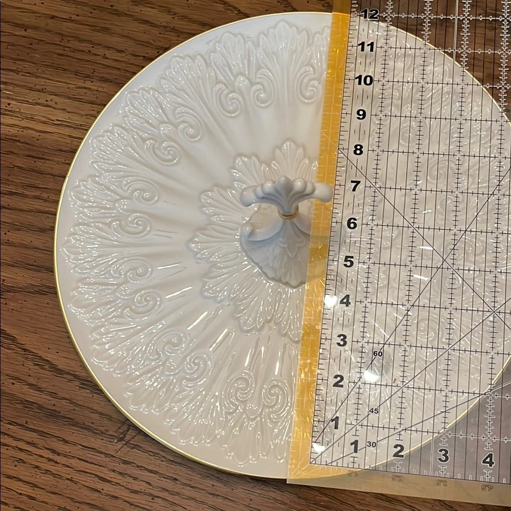 Lenox Cream‎ and Gold Ceramic Serving Platter